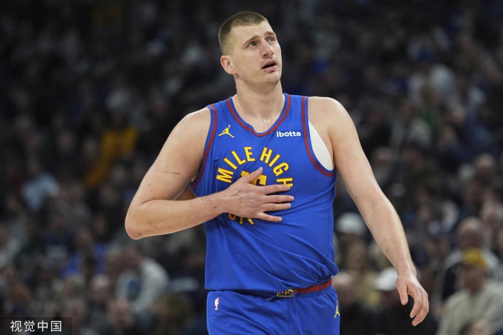 景下的足球 景下的足球